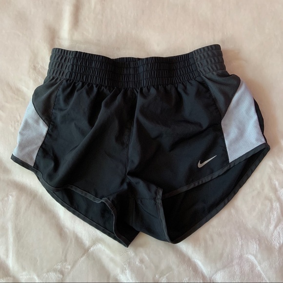 NIKE DRI FIT RUNNING SHORTS - Picture 3 of 6